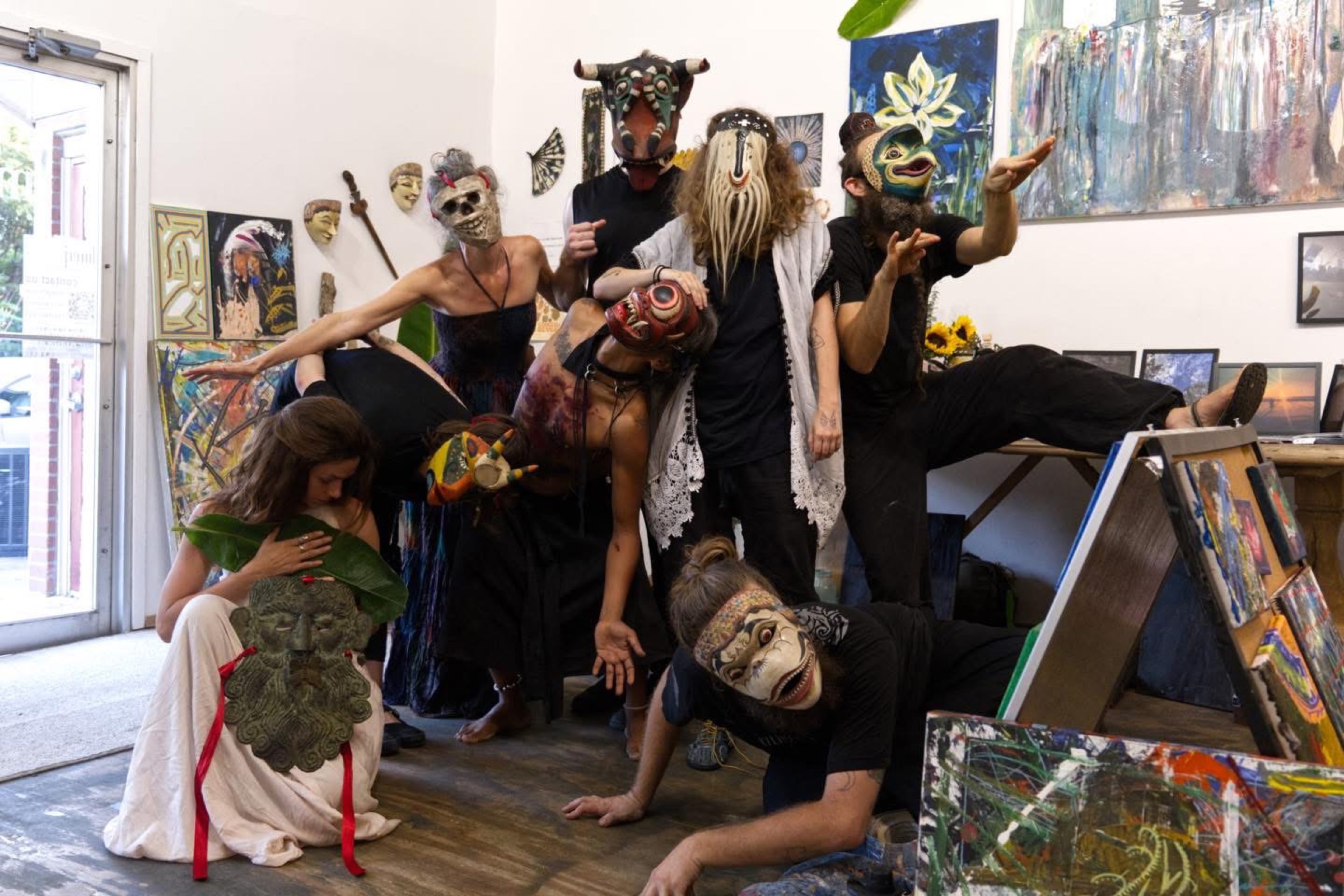 2nd Chances Art Market